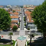 Douillet Proche * Arcachon